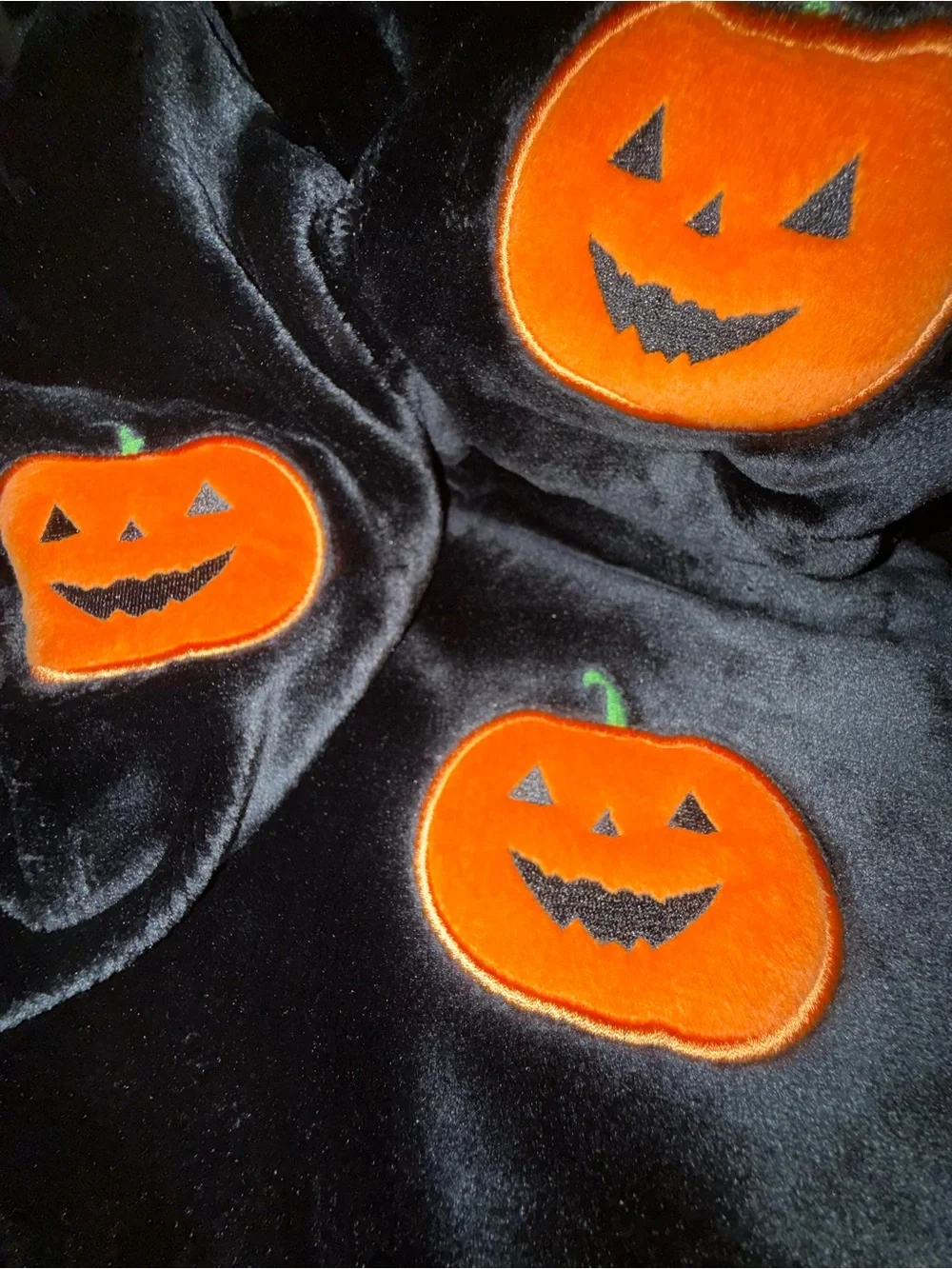 NEW Jack O'Lantern Lane Black FUZZY EMBROIDERED Pumpkin Patch Plush 60x70” Throw